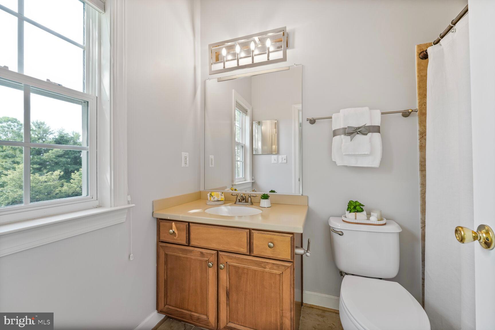 2000 MONTICELLO DRIVE