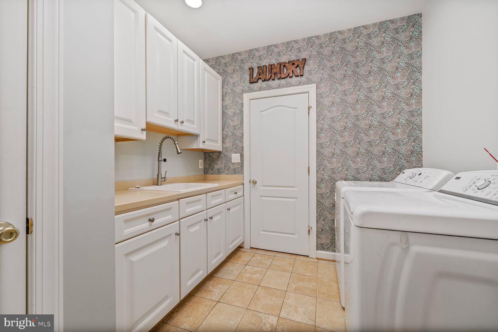 2000 MONTICELLO DRIVE