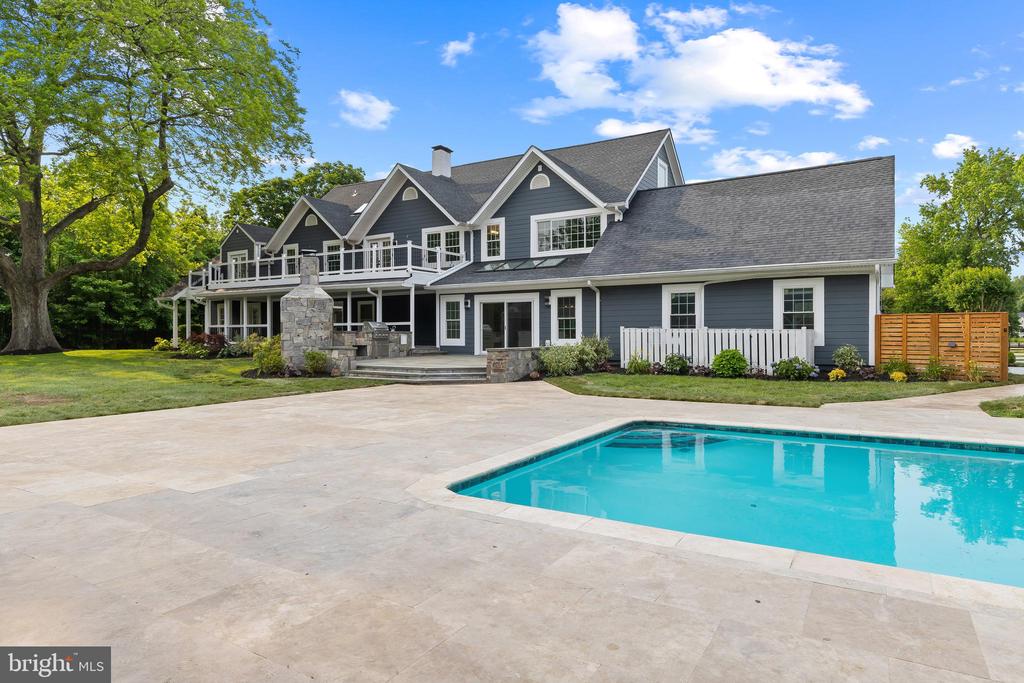 3399 POCAHONTAS DRIVE