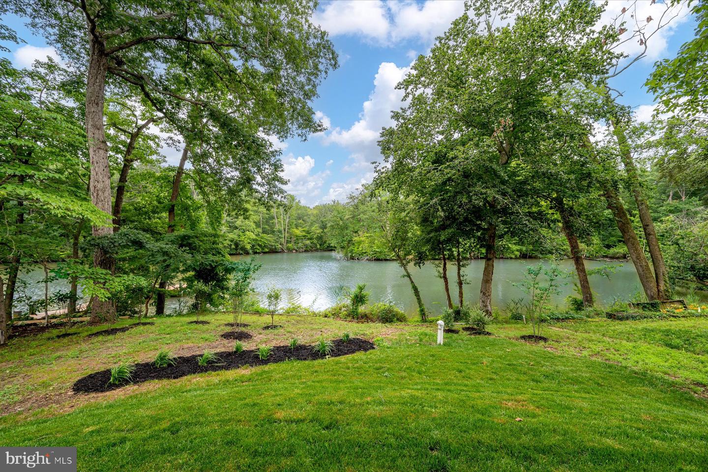 2054 Shore Dr