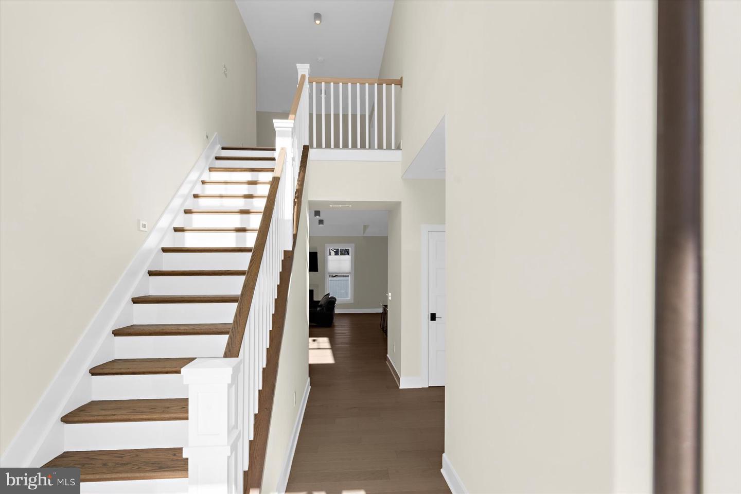 92 Edelton Ave