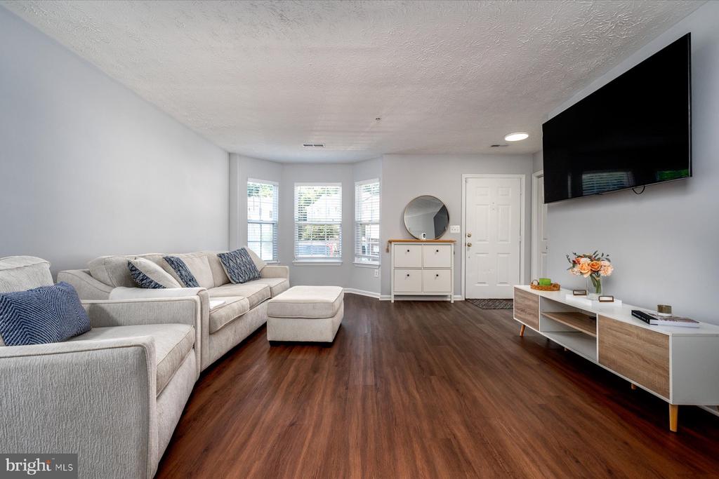 50-E Amberstone Ct