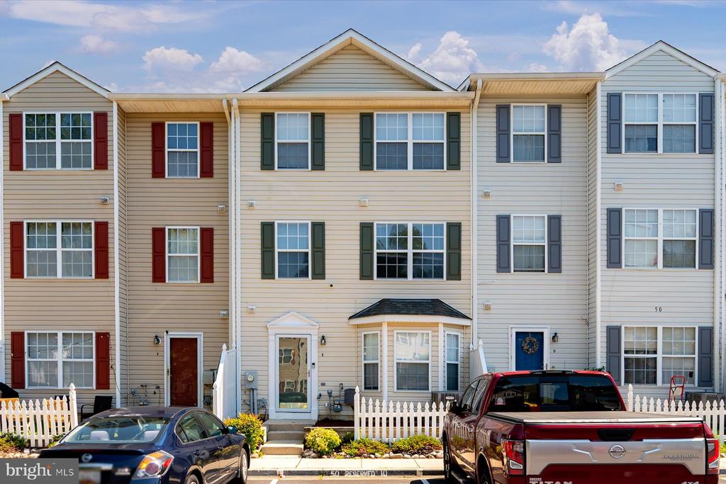 50-E Amberstone Ct