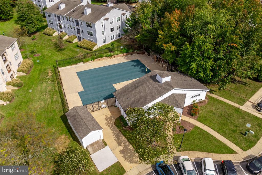 50-E Amberstone Ct