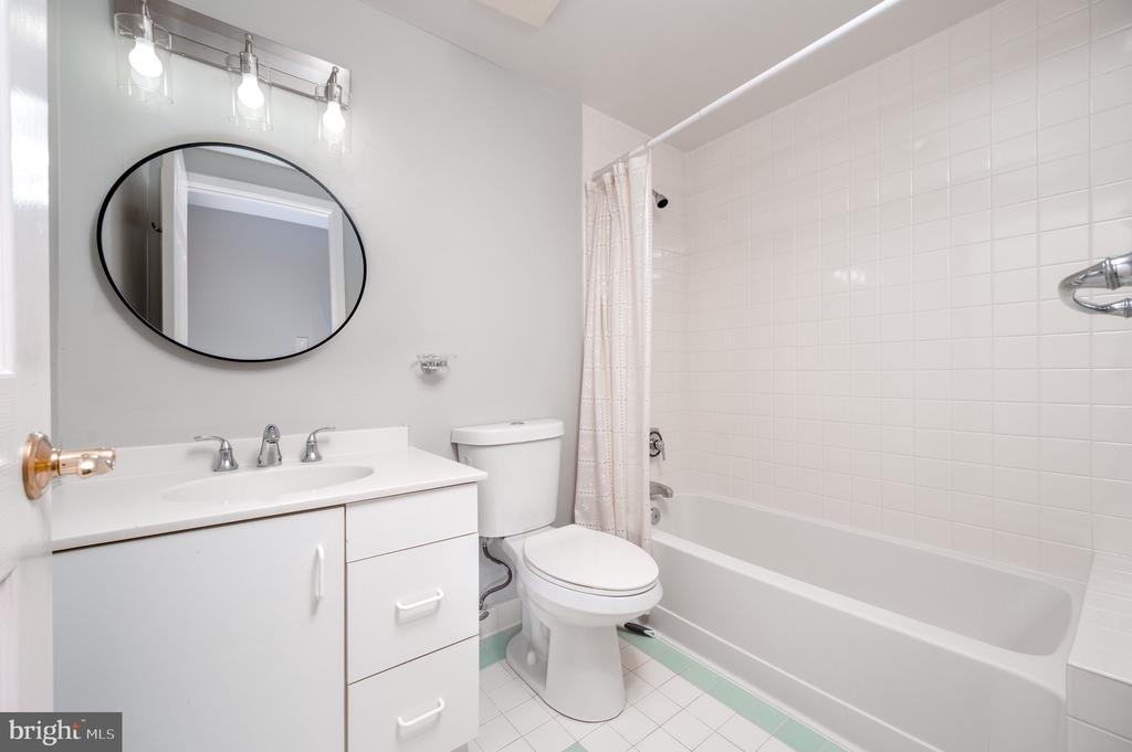 930 Astern Way #405