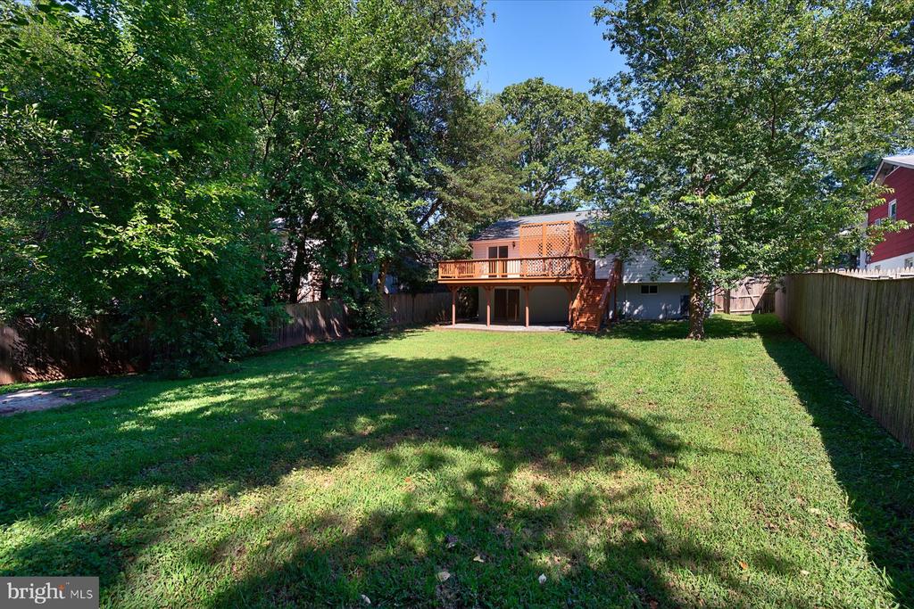 1180 Saint George Dr