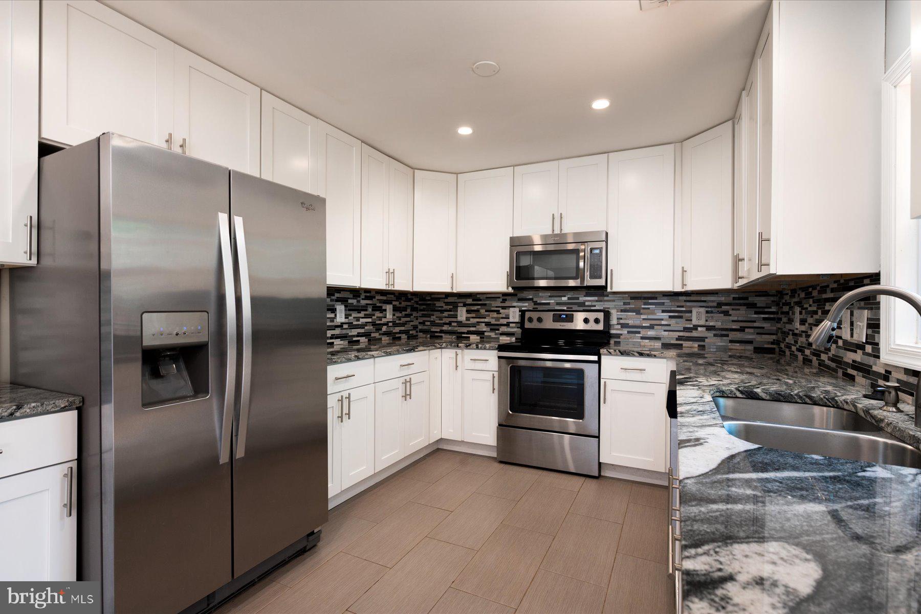 1180 Saint George Dr