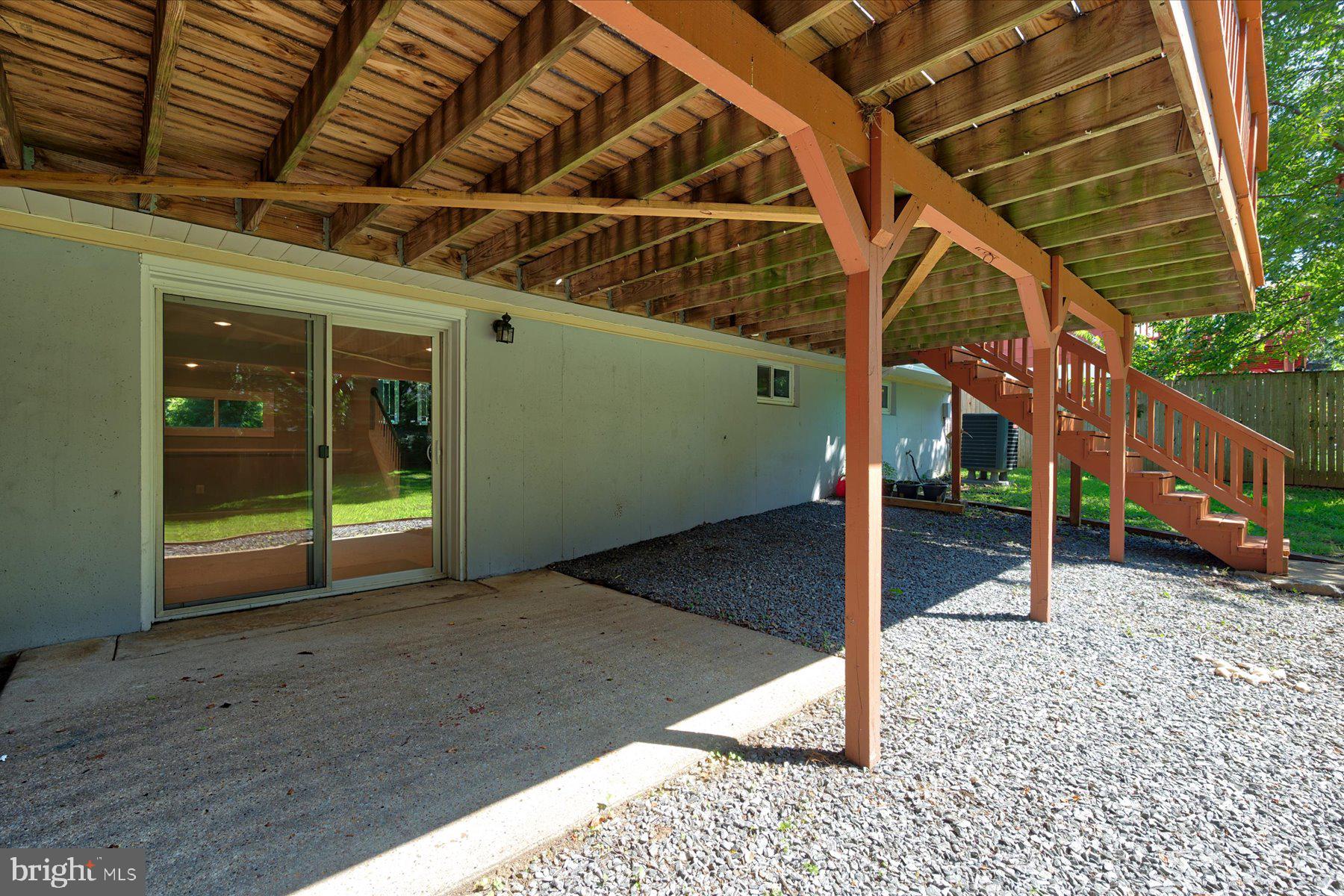 1180 Saint George Dr