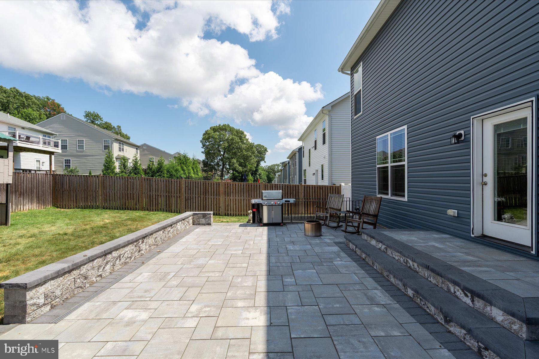 250 Gough Ct