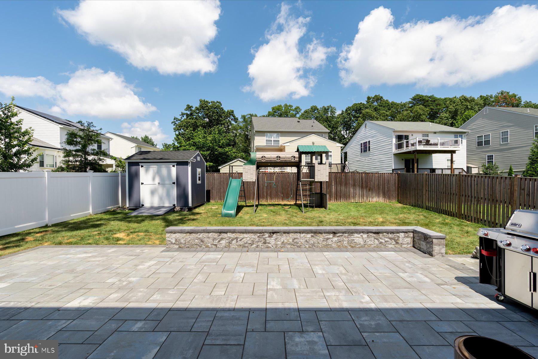 250 Gough Ct