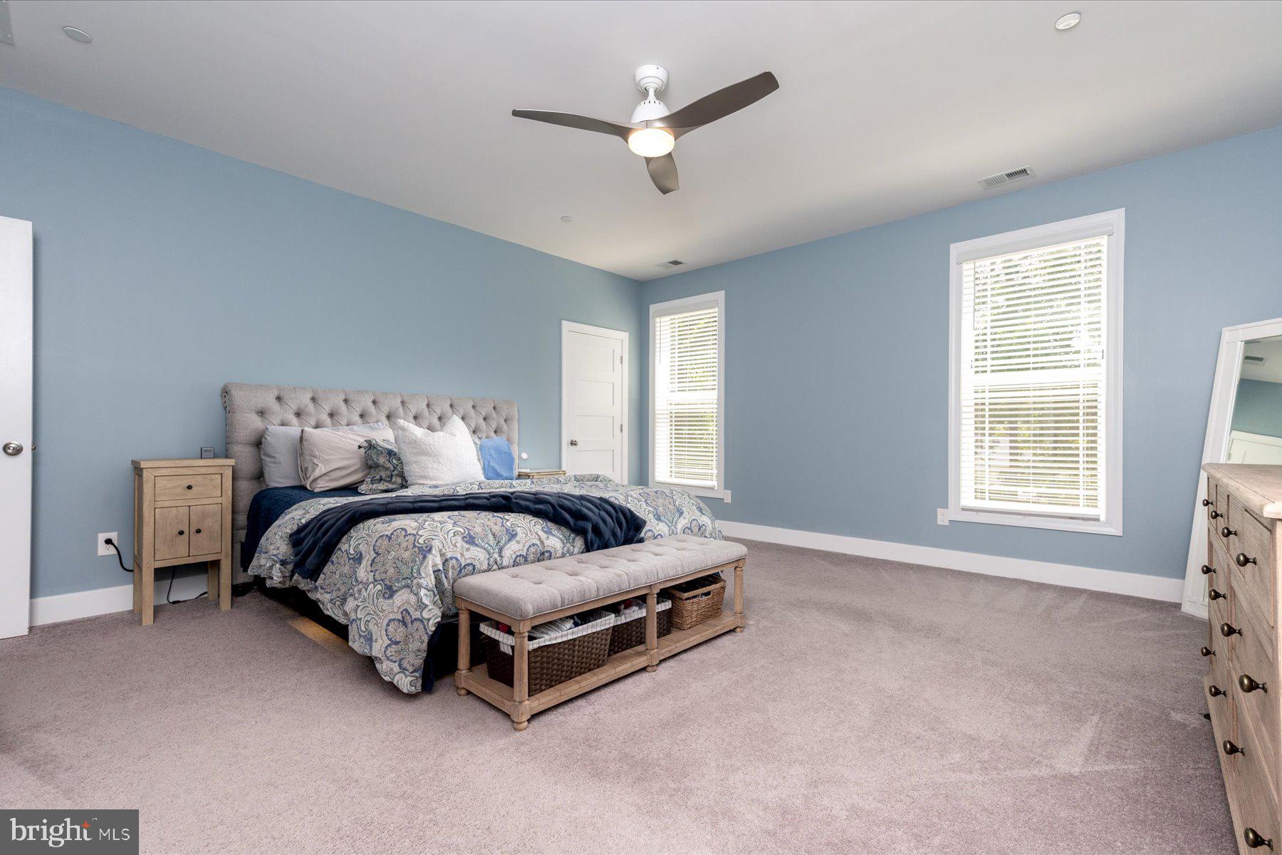 250 Gough Ct