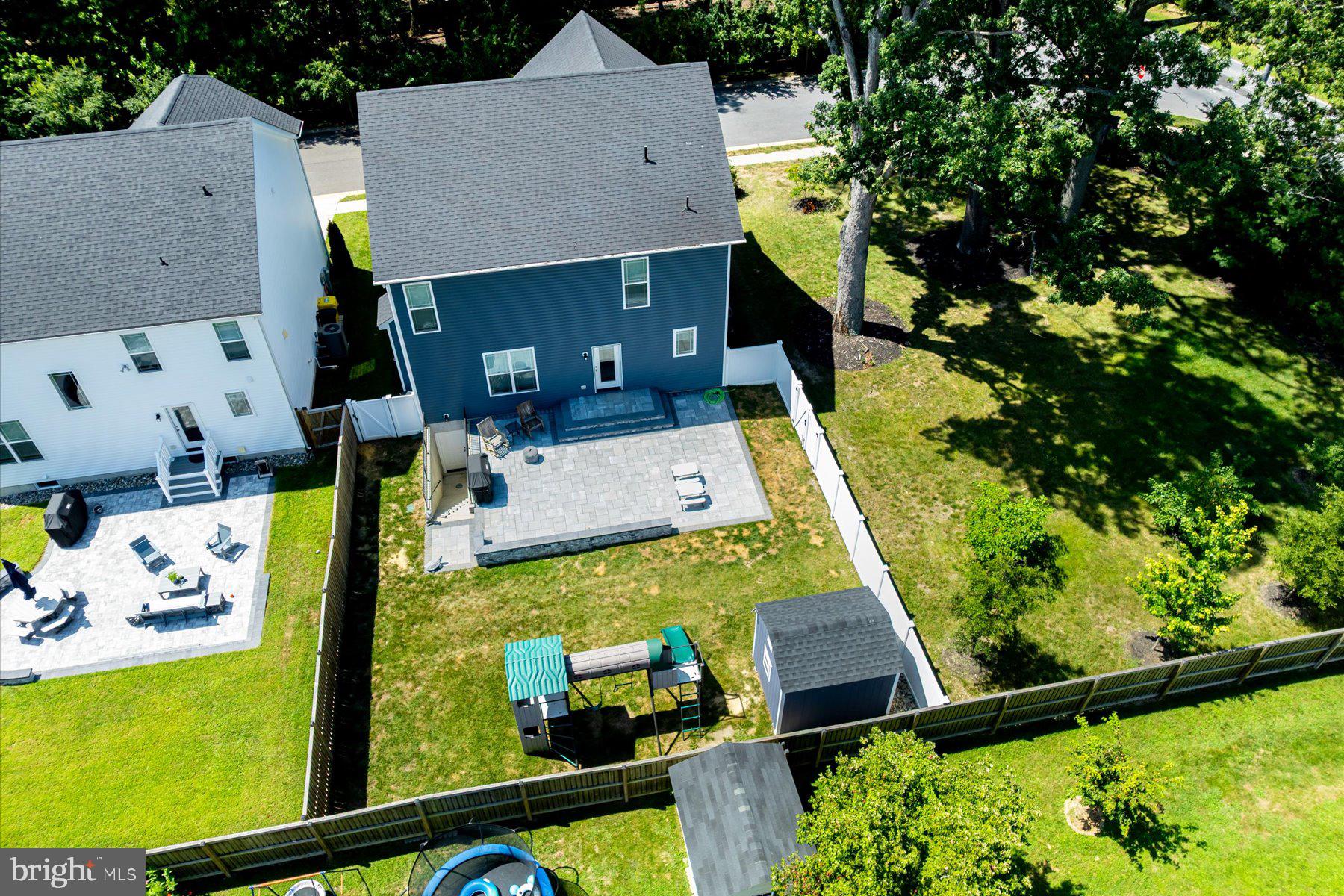 250 Gough Ct