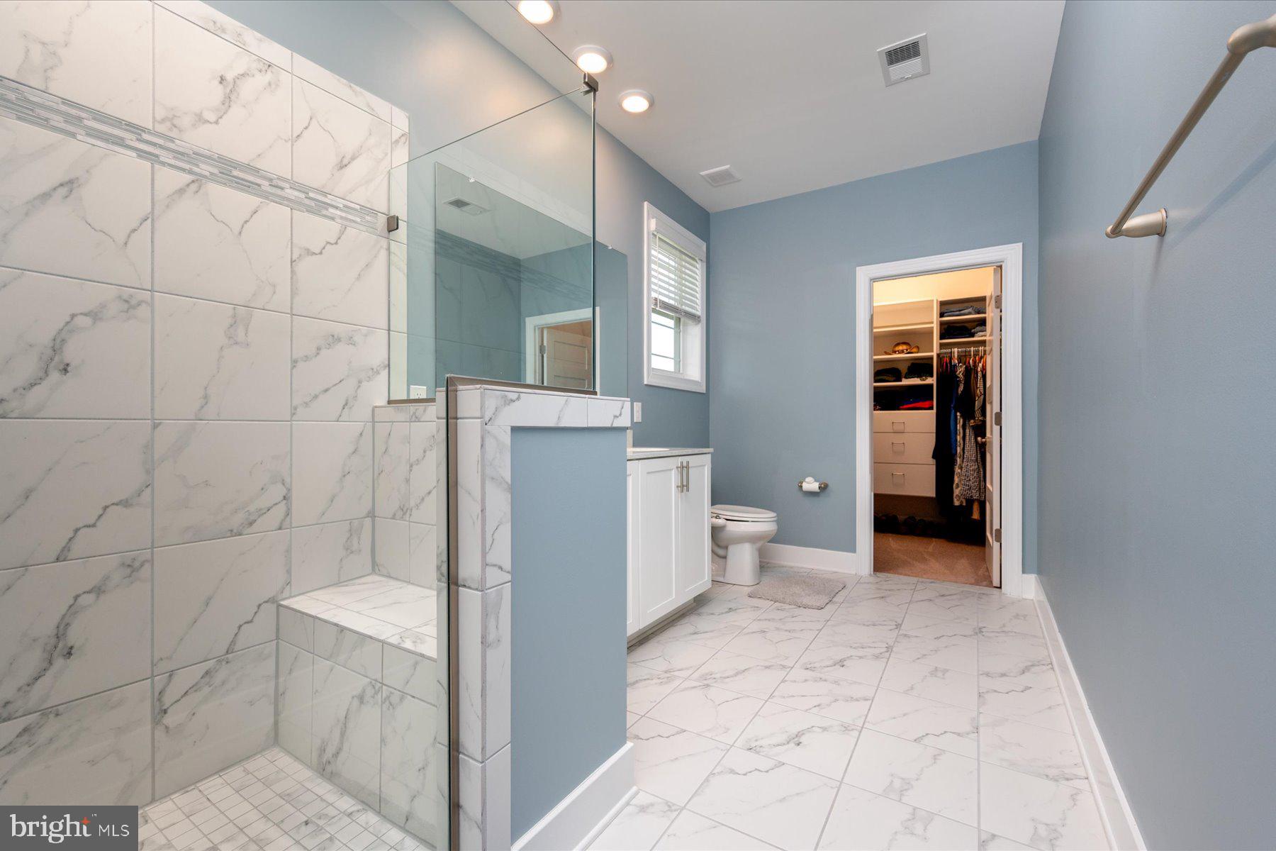 250 Gough Ct