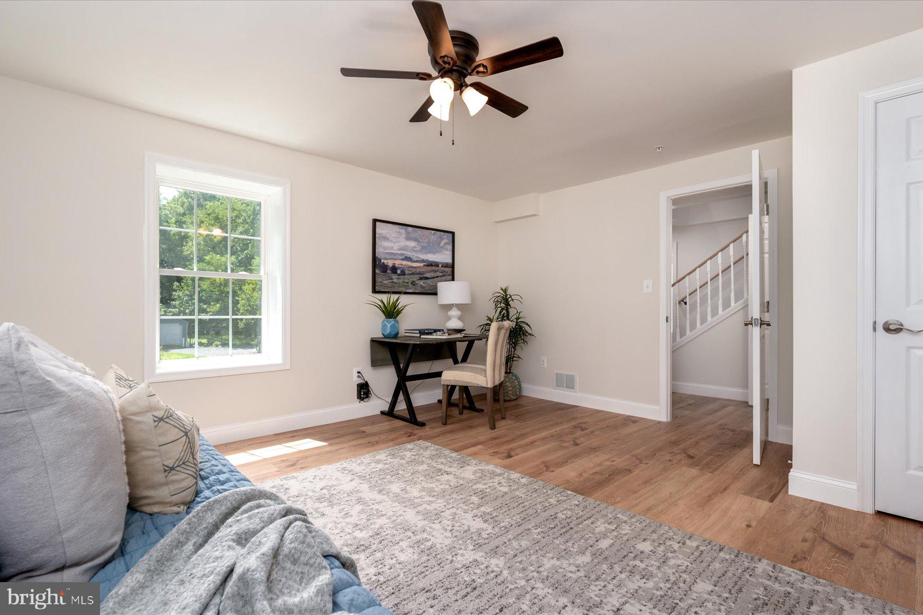 1400 LOWER VIEW COURT