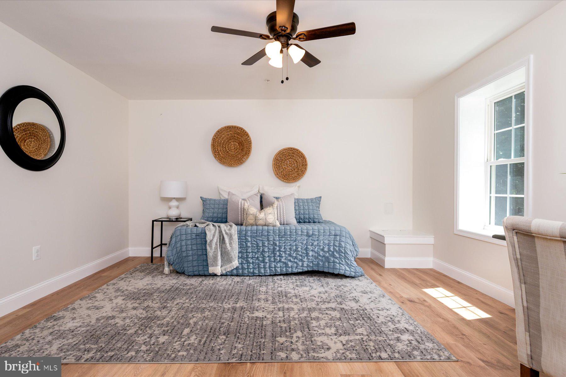 1400 LOWER VIEW COURT