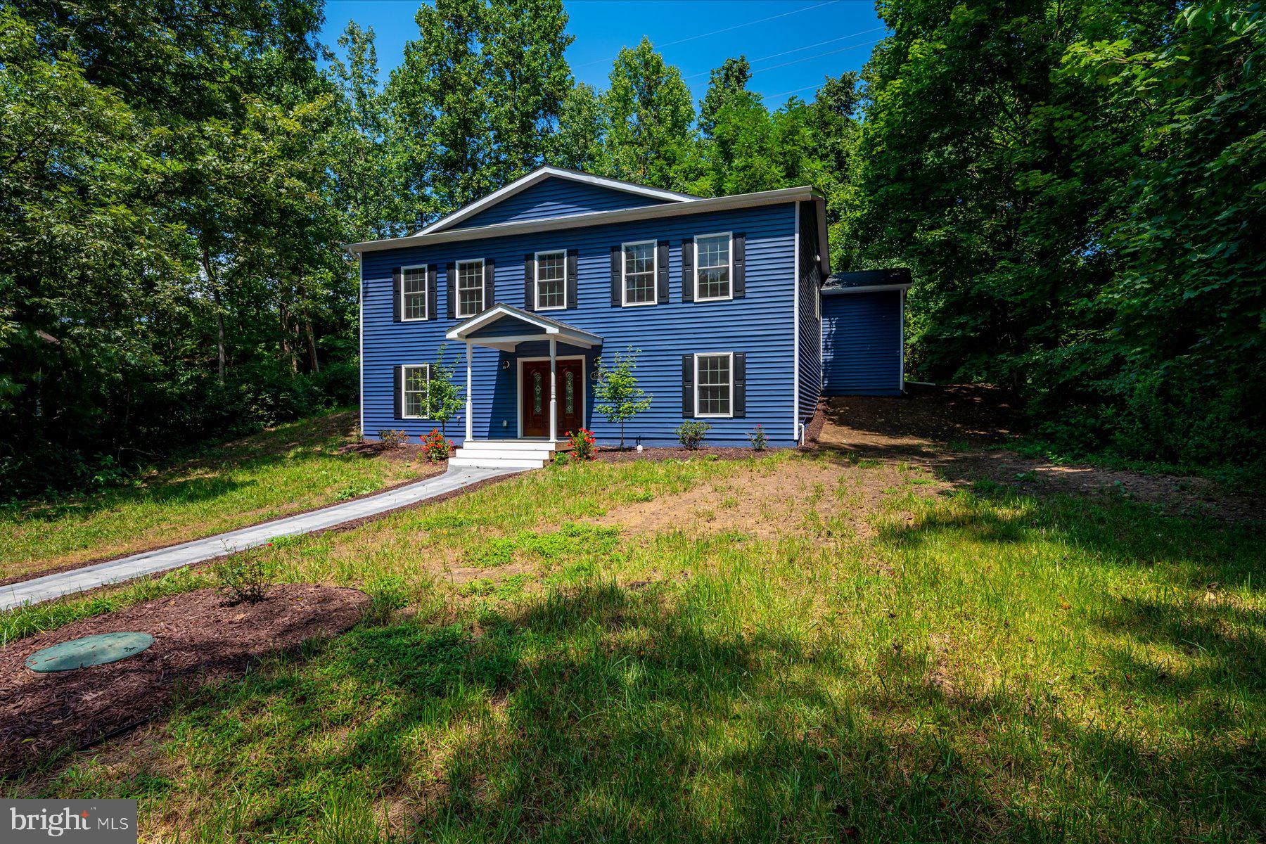 1400 LOWER VIEW COURT