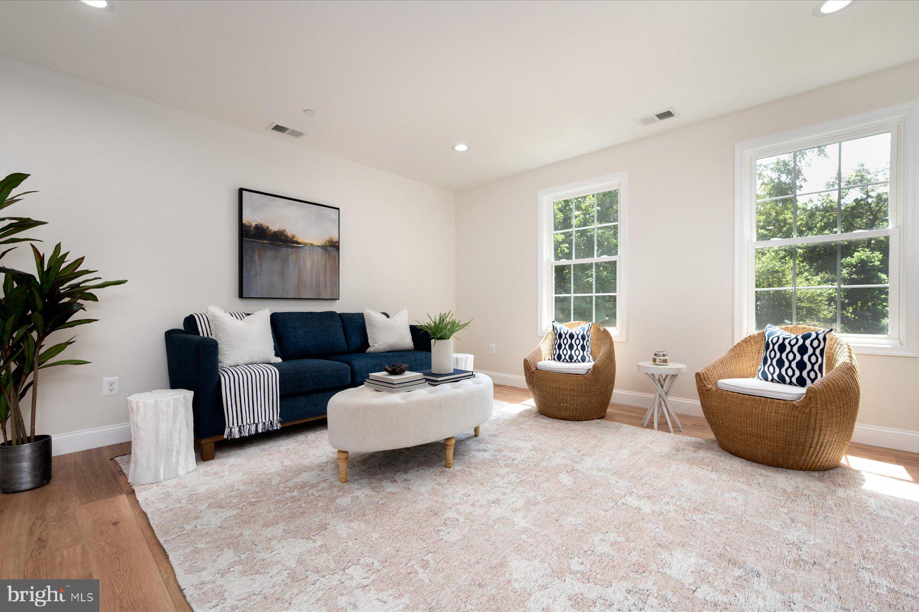 1400 LOWER VIEW COURT