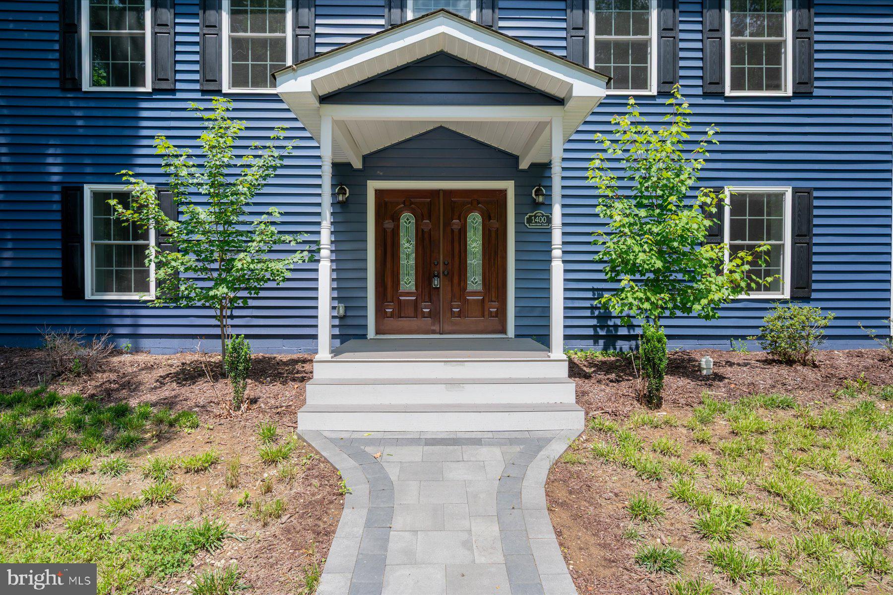 1400 LOWER VIEW COURT