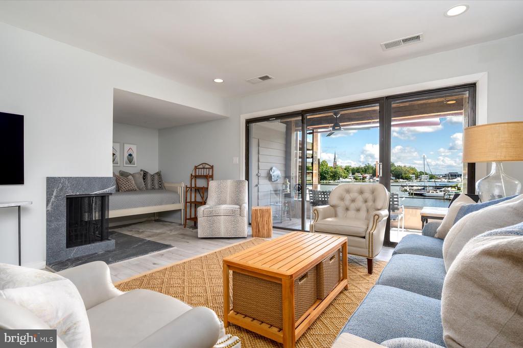 14 PRESIDENT POINT DRIVE A1