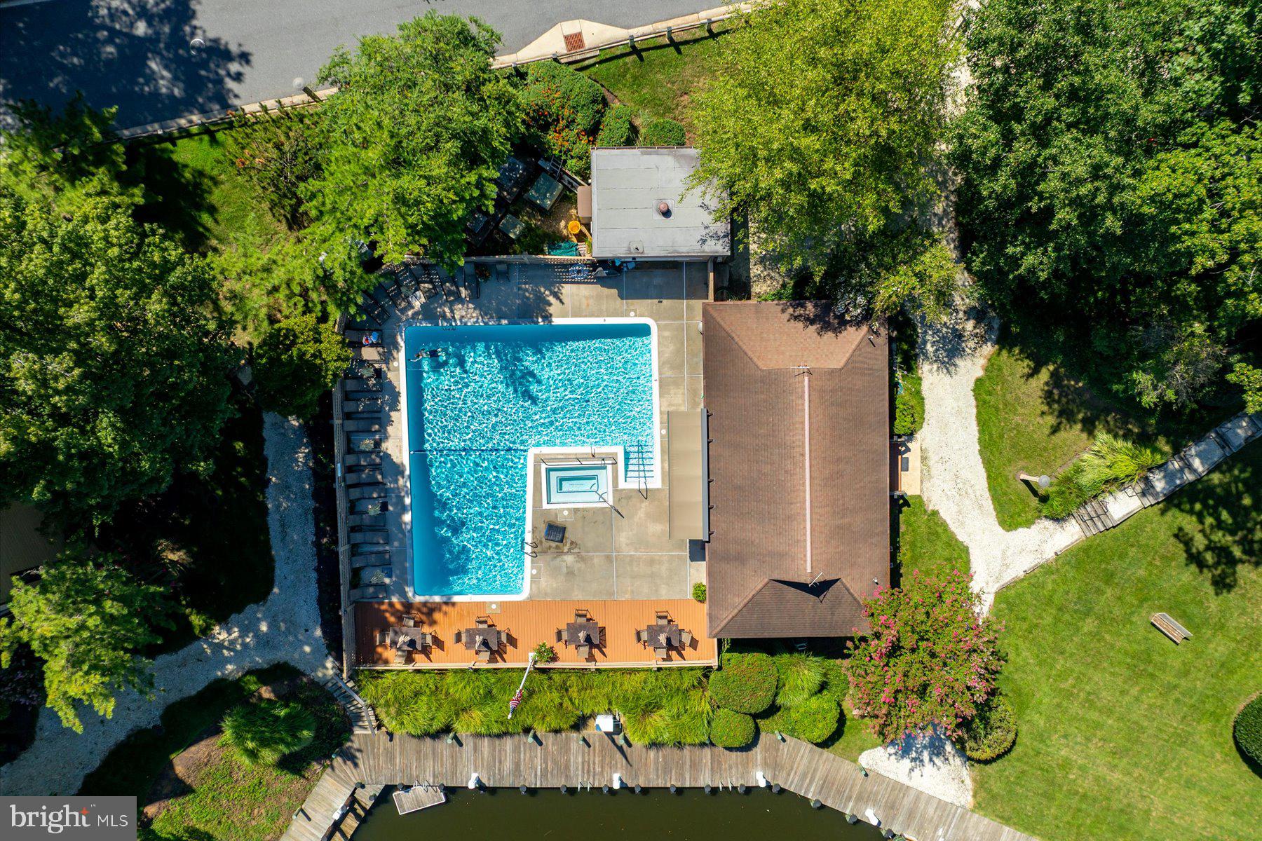 14 PRESIDENT POINT DRIVE A1