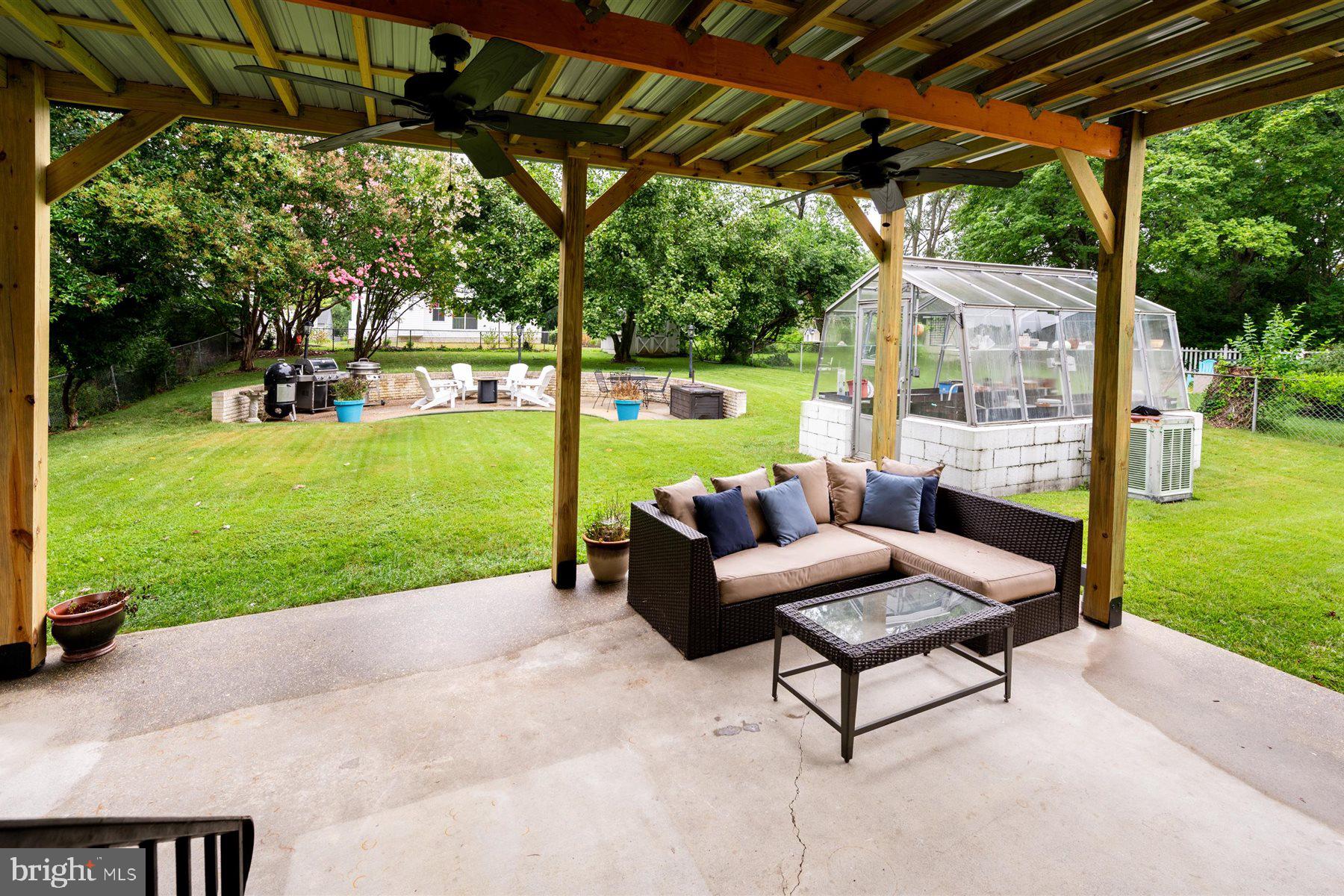 754 WARREN DRIVE