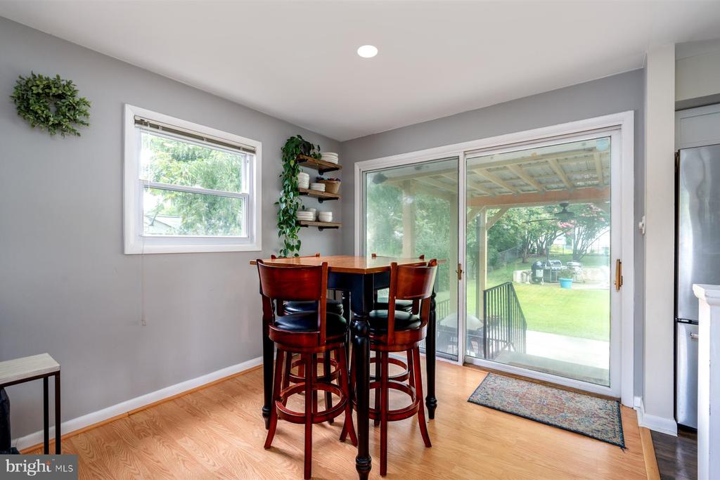 754 WARREN DRIVE
