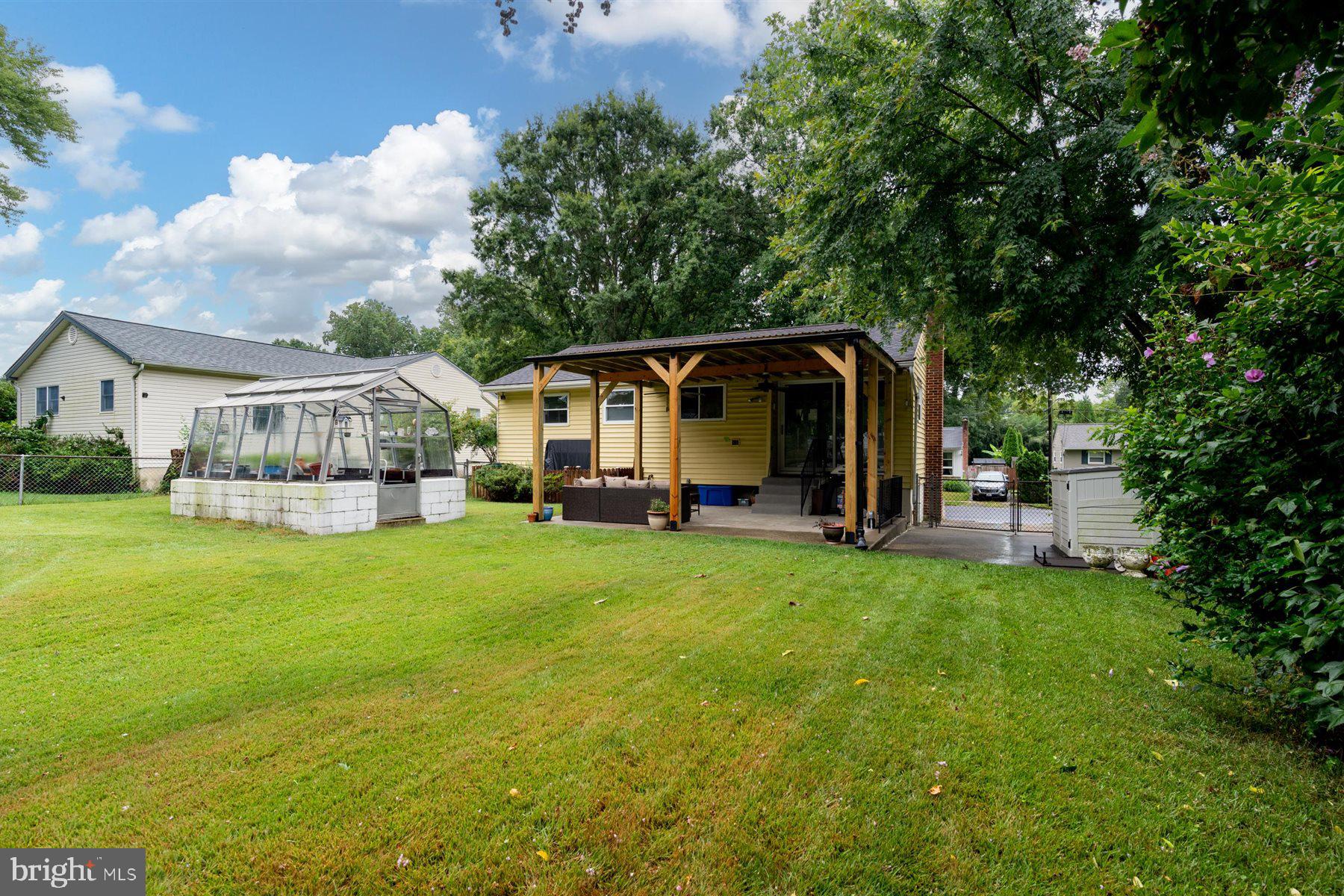 754 WARREN DRIVE