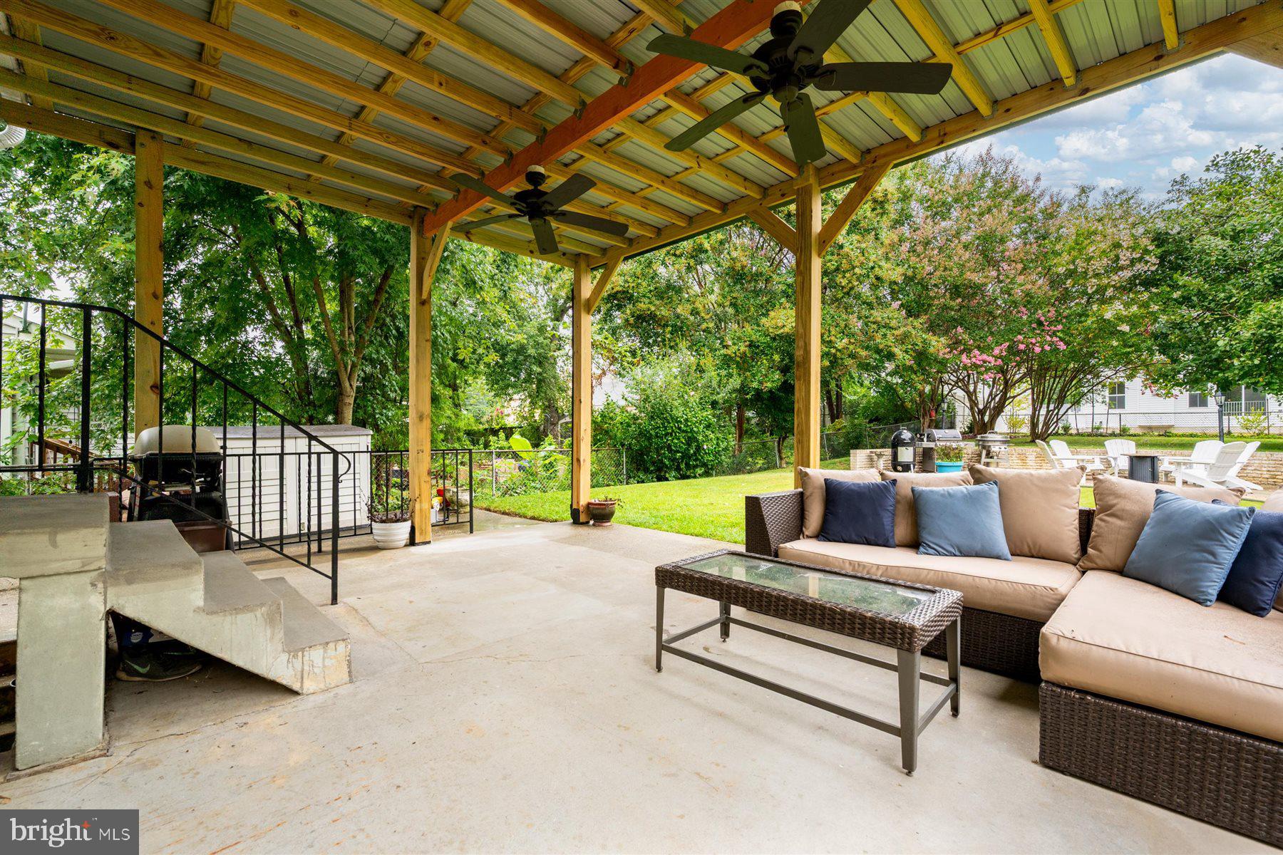 754 WARREN DRIVE