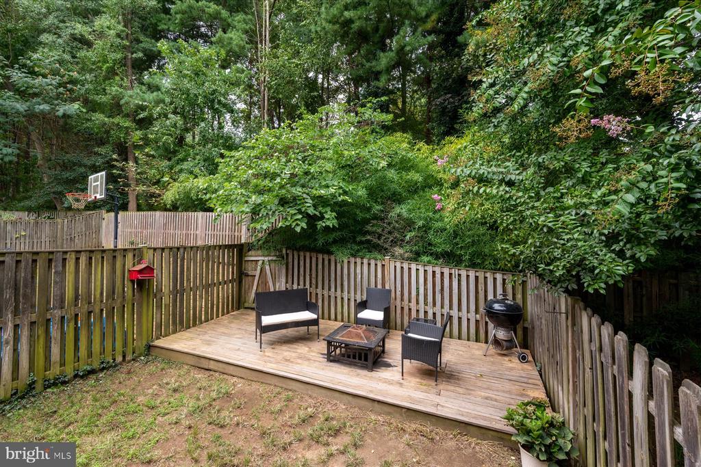 1180 MOSSWOOD COURT