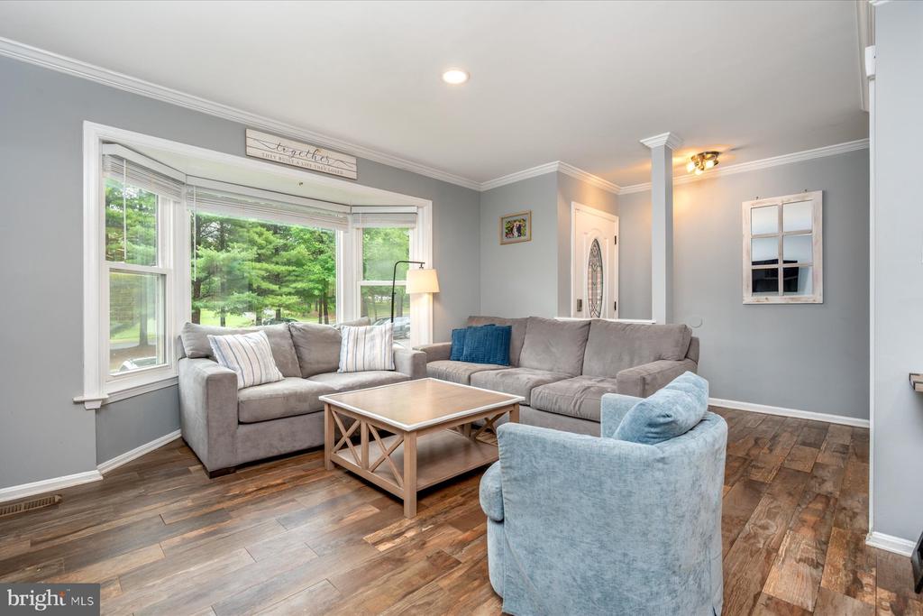 1180 MOSSWOOD COURT
