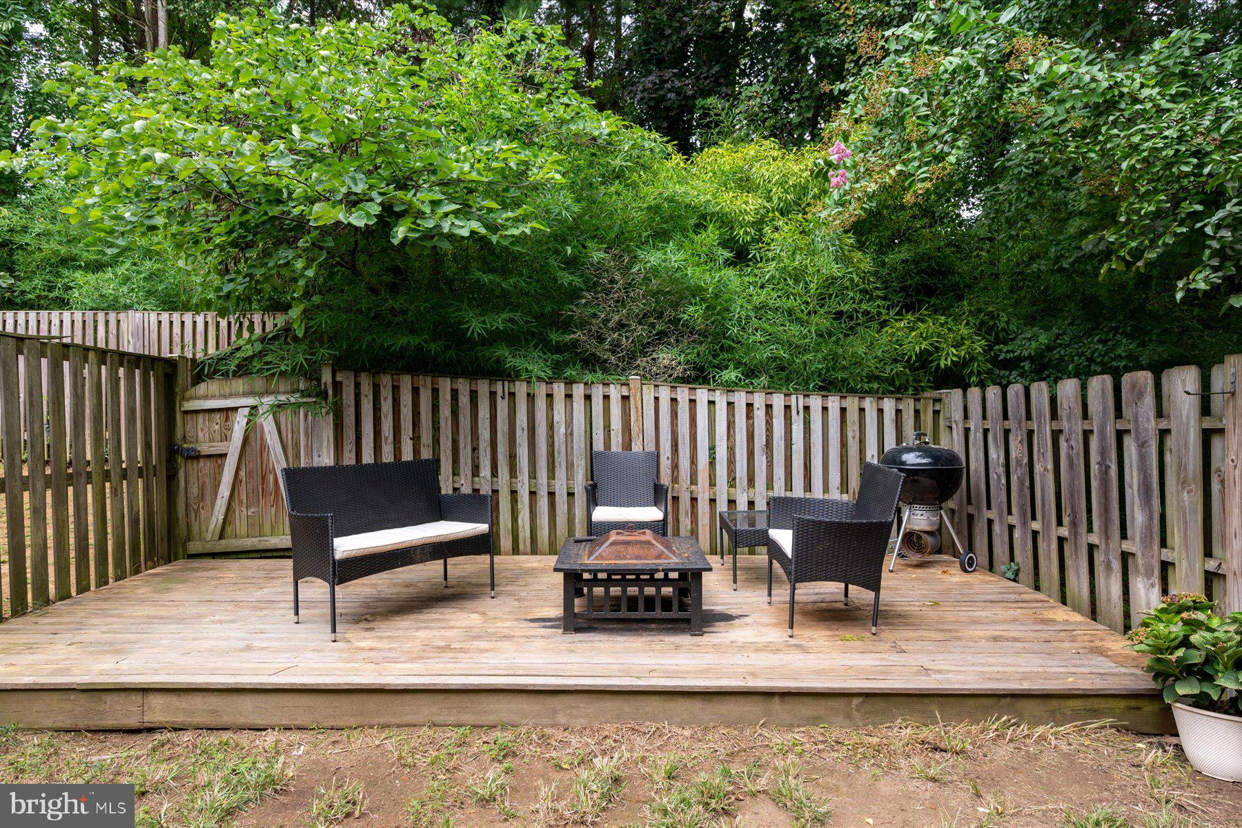 1180 MOSSWOOD COURT