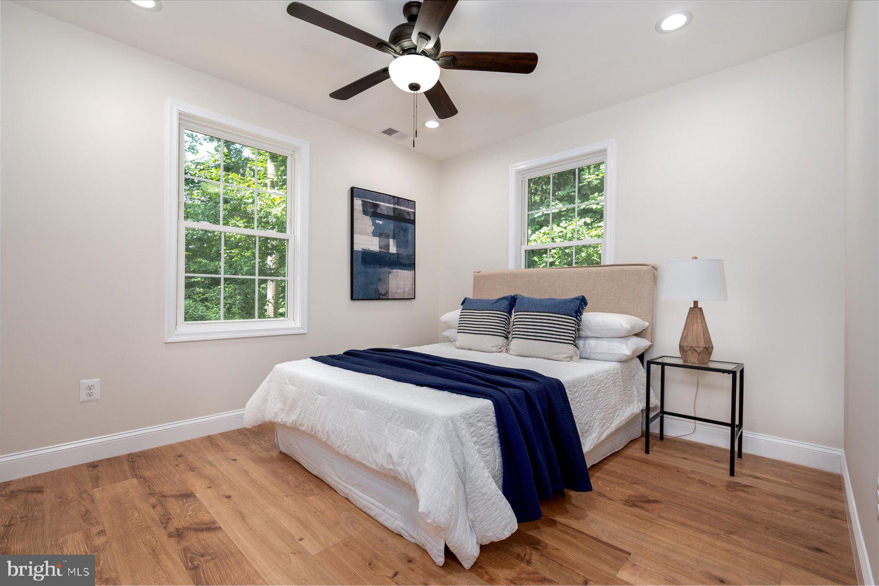 1400 LOWER VIEW COURT