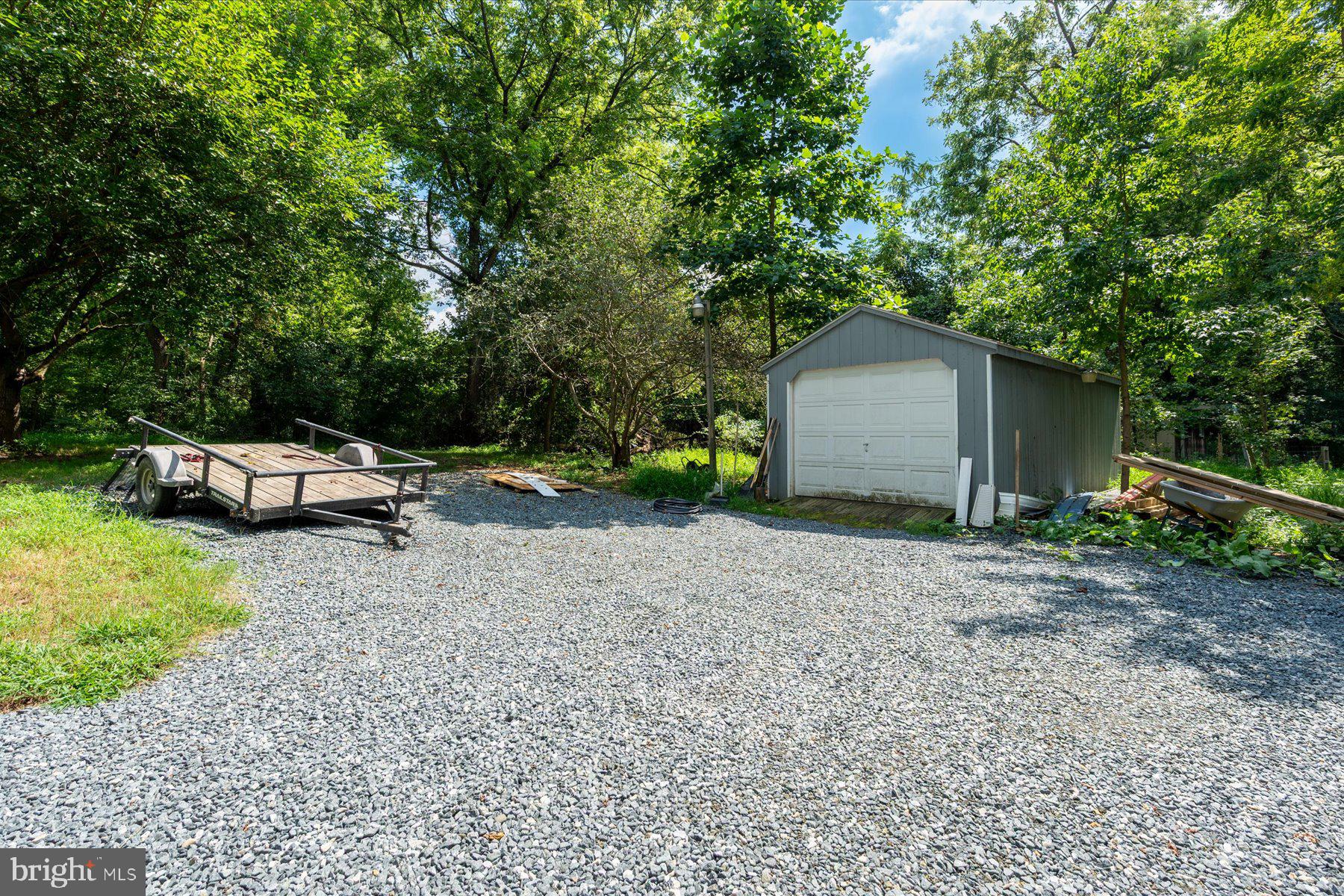 1400 LOWER VIEW COURT