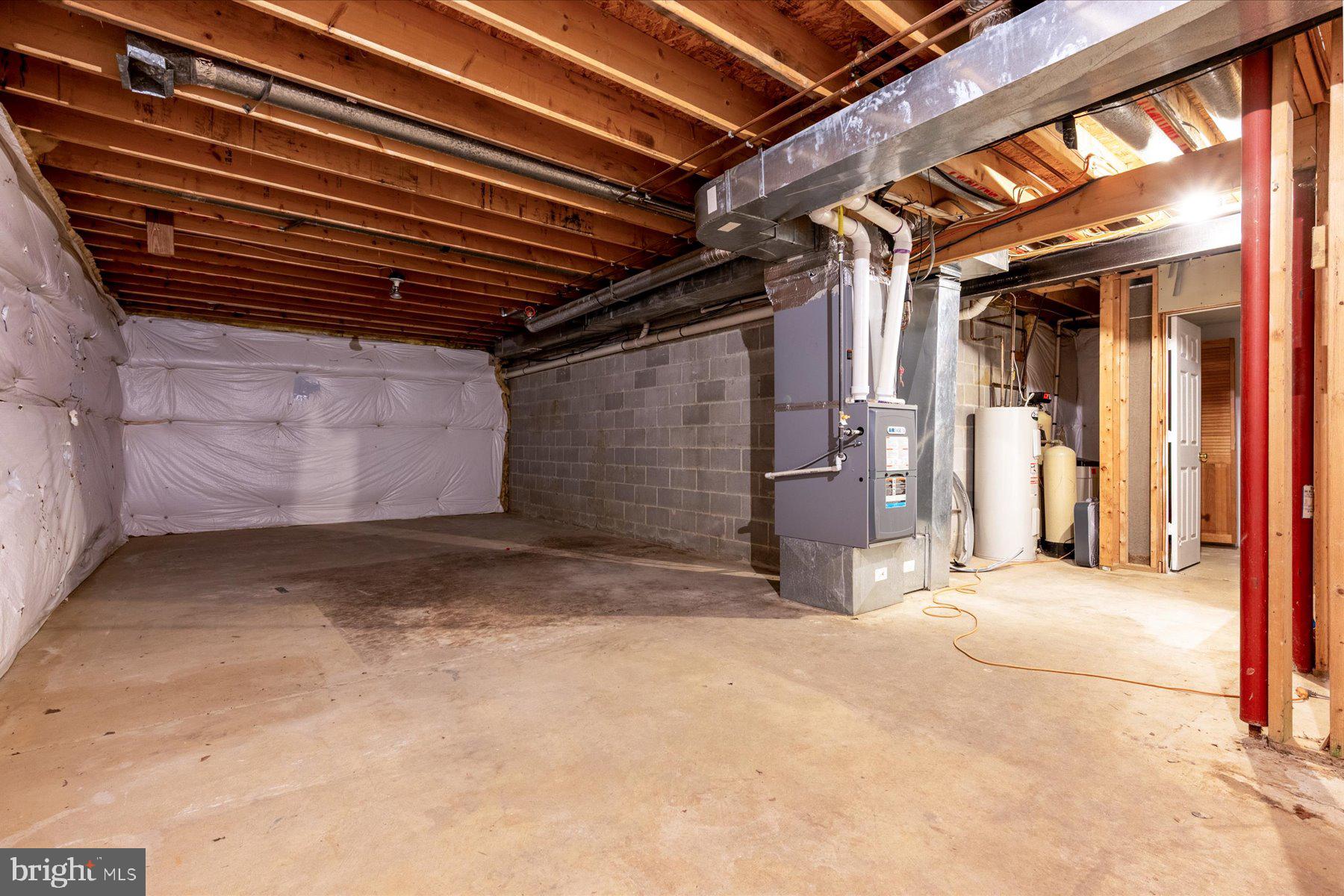 2942 SOUTHAVEN DRIVE