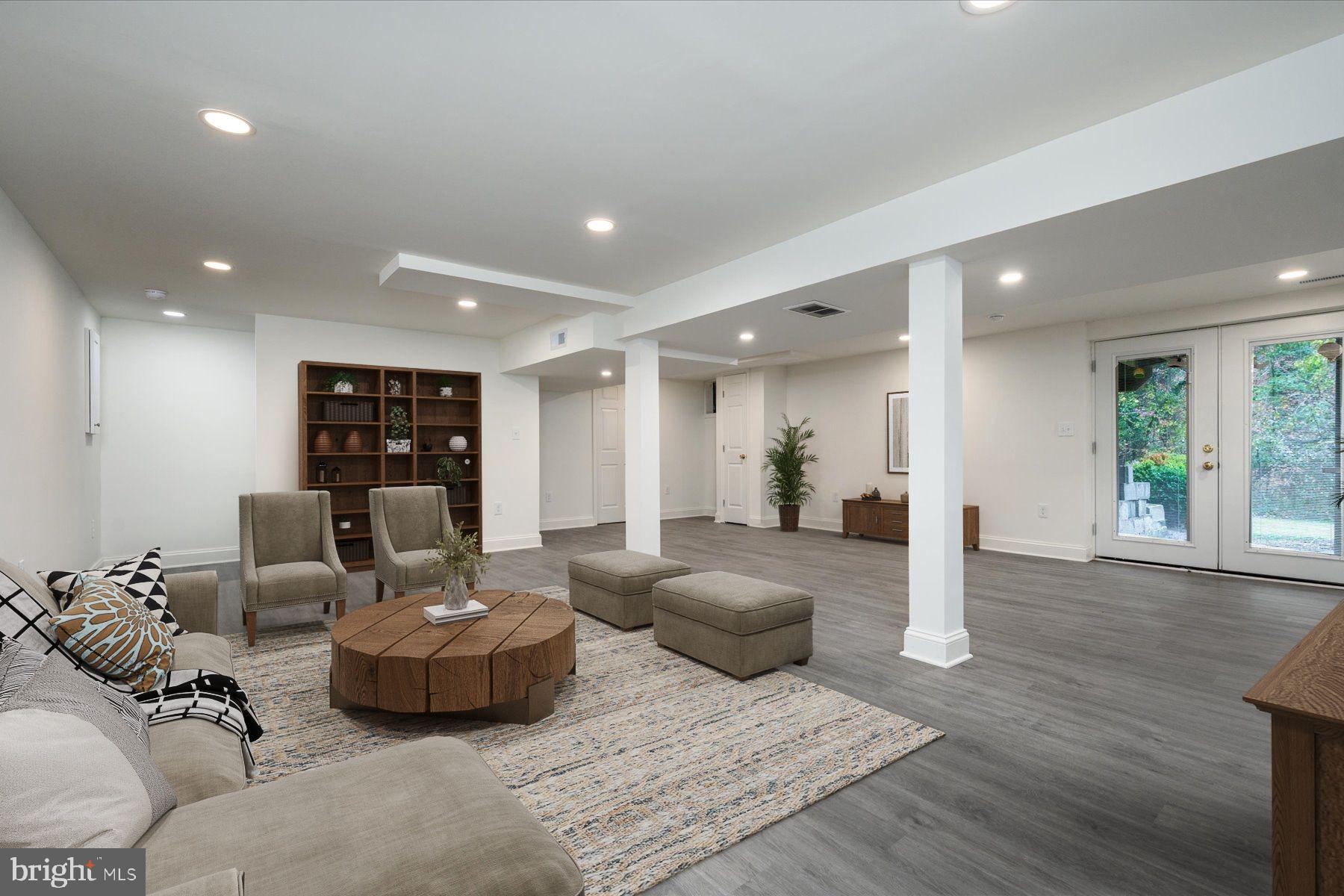 545 PALISADES BOULEVARD