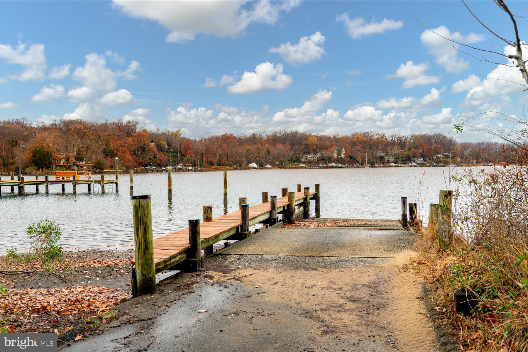 545 PALISADES BOULEVARD