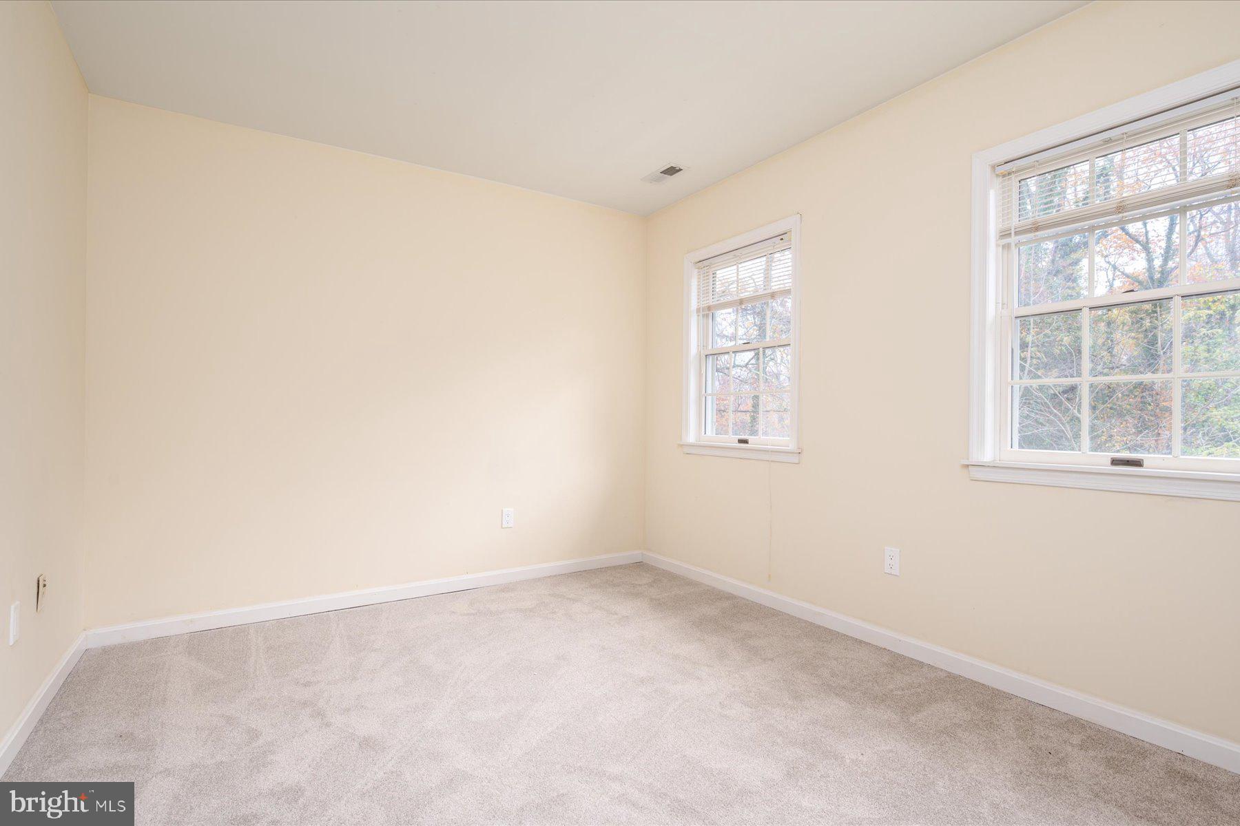 545 PALISADES BOULEVARD