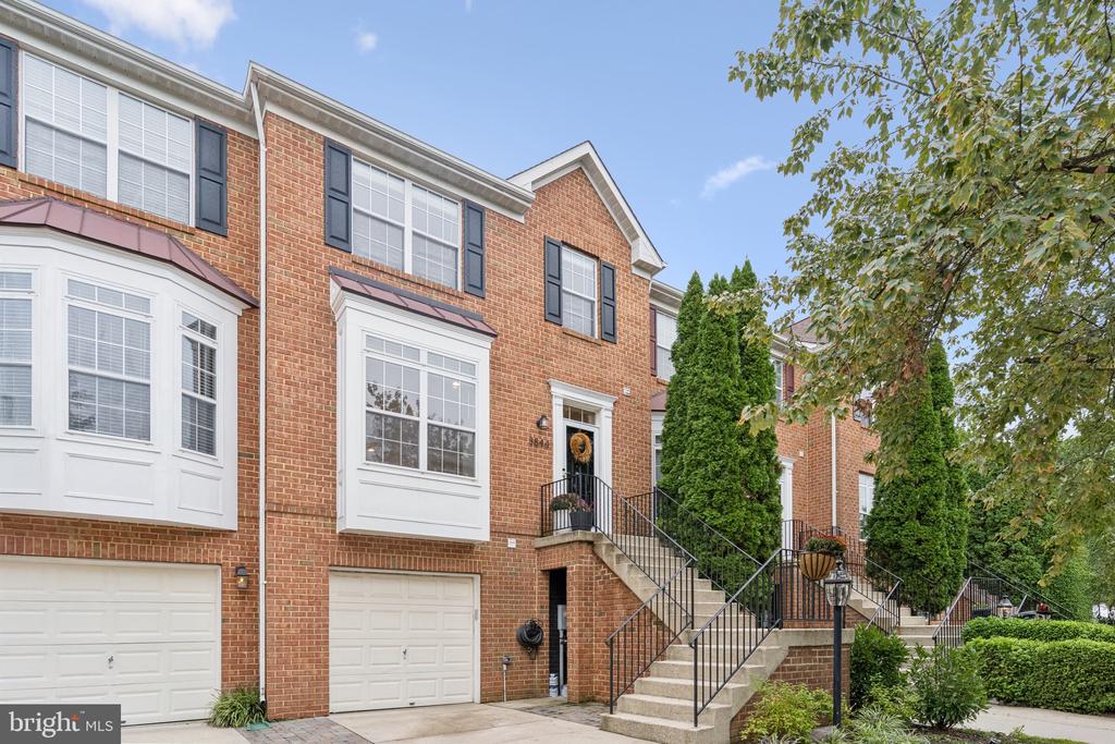 3844 GLEBE MEADOW WAY