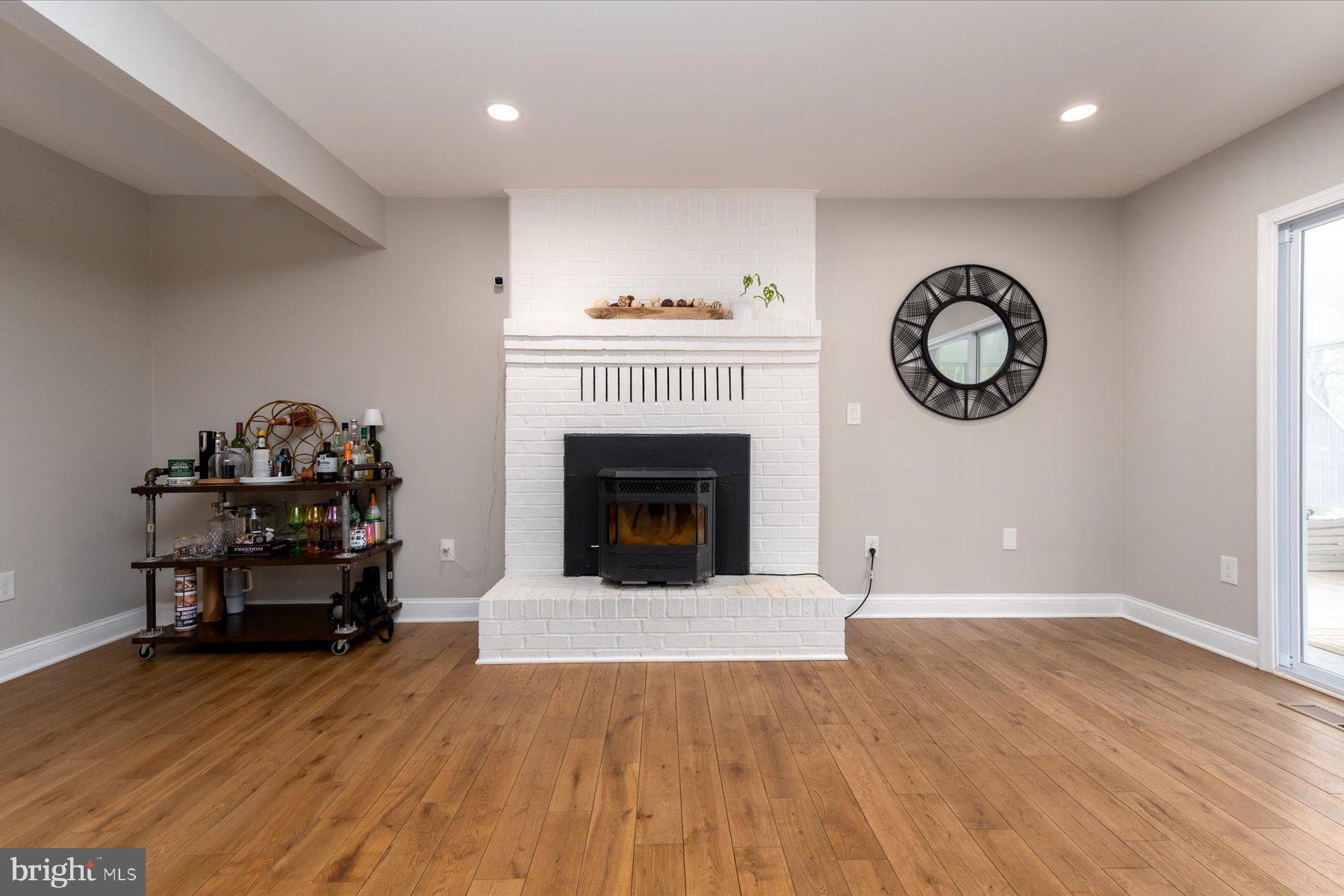 136 COLLINGTON COURT