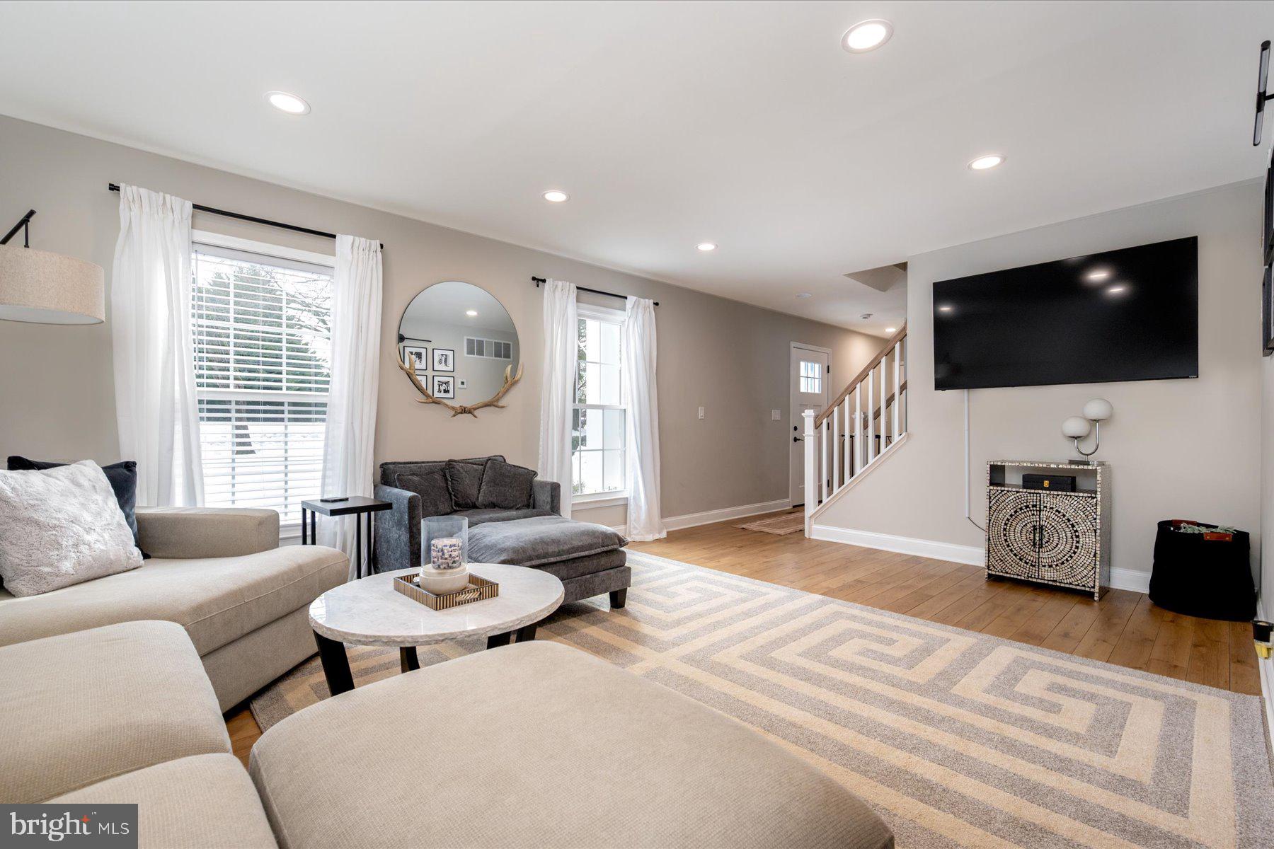 136 COLLINGTON COURT