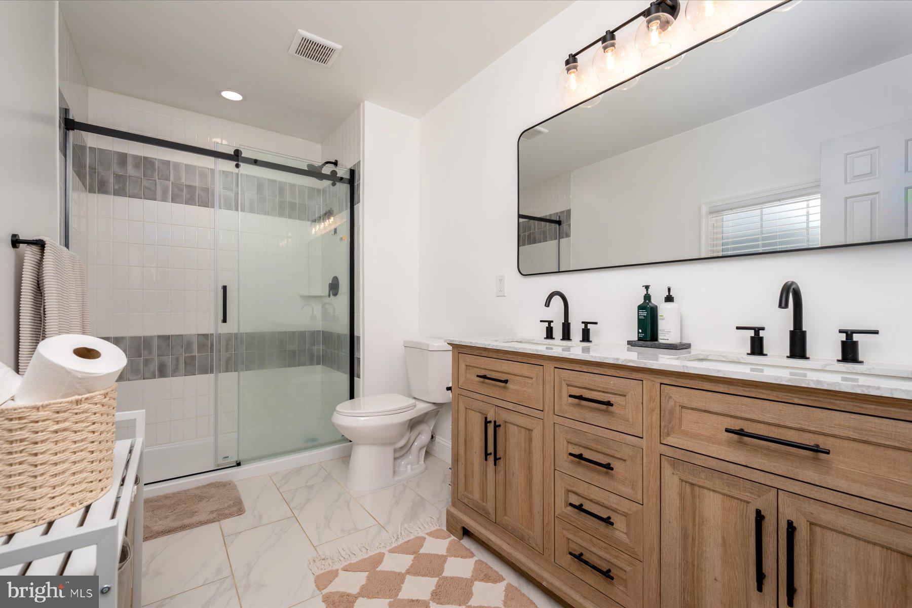 136 COLLINGTON COURT