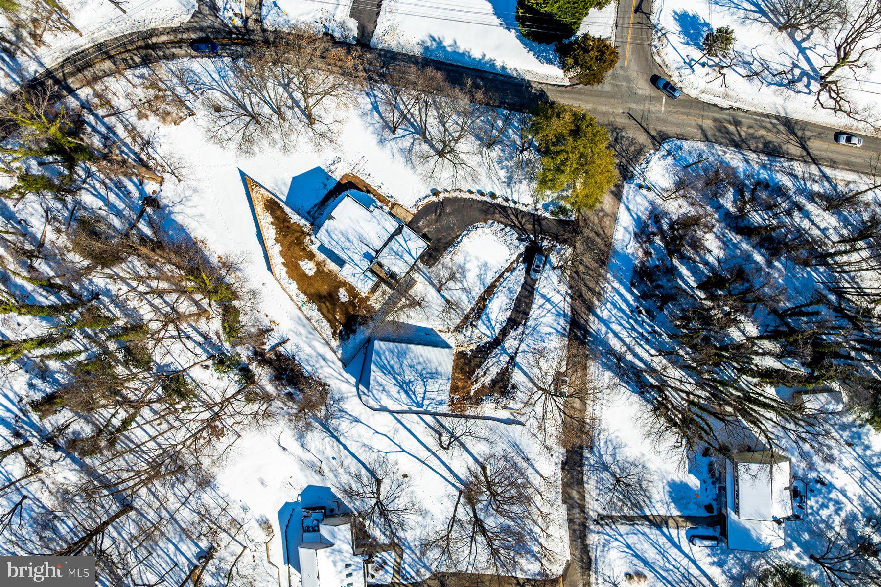 136 COLLINGTON COURT