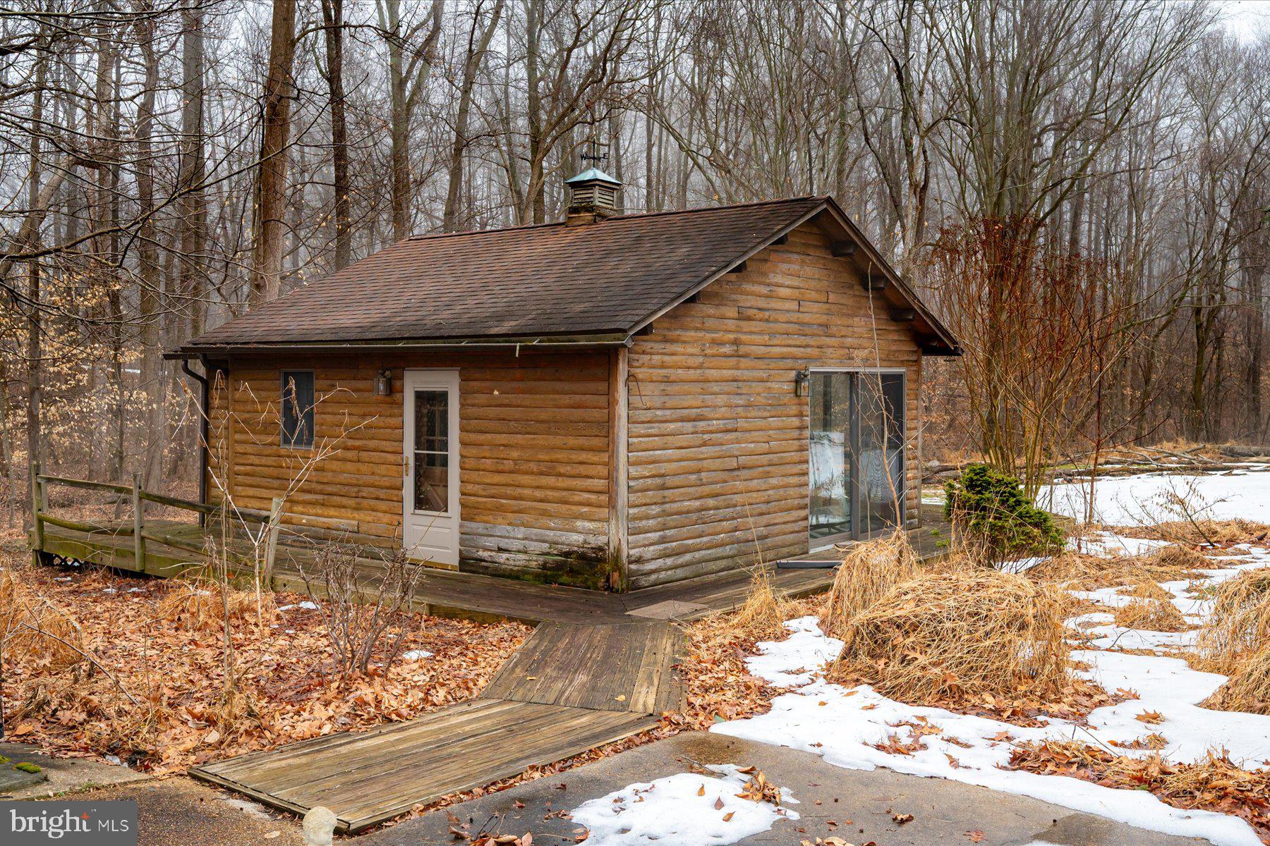 5742 BROOKS WOODS ROAD