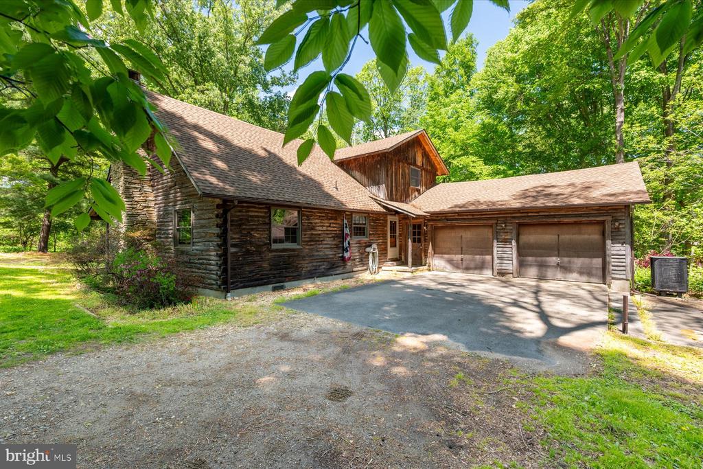 5742 BROOKS WOODS ROAD