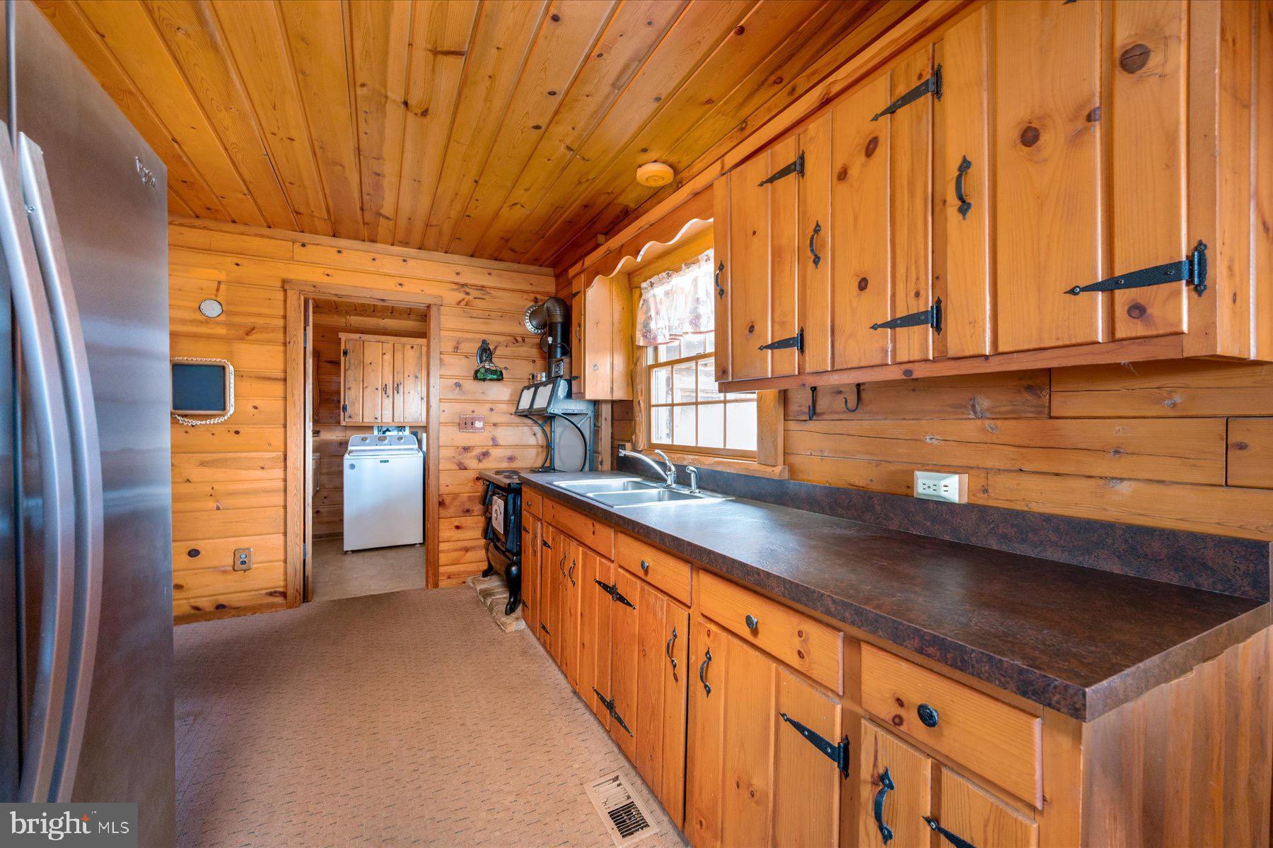 5742 BROOKS WOODS ROAD