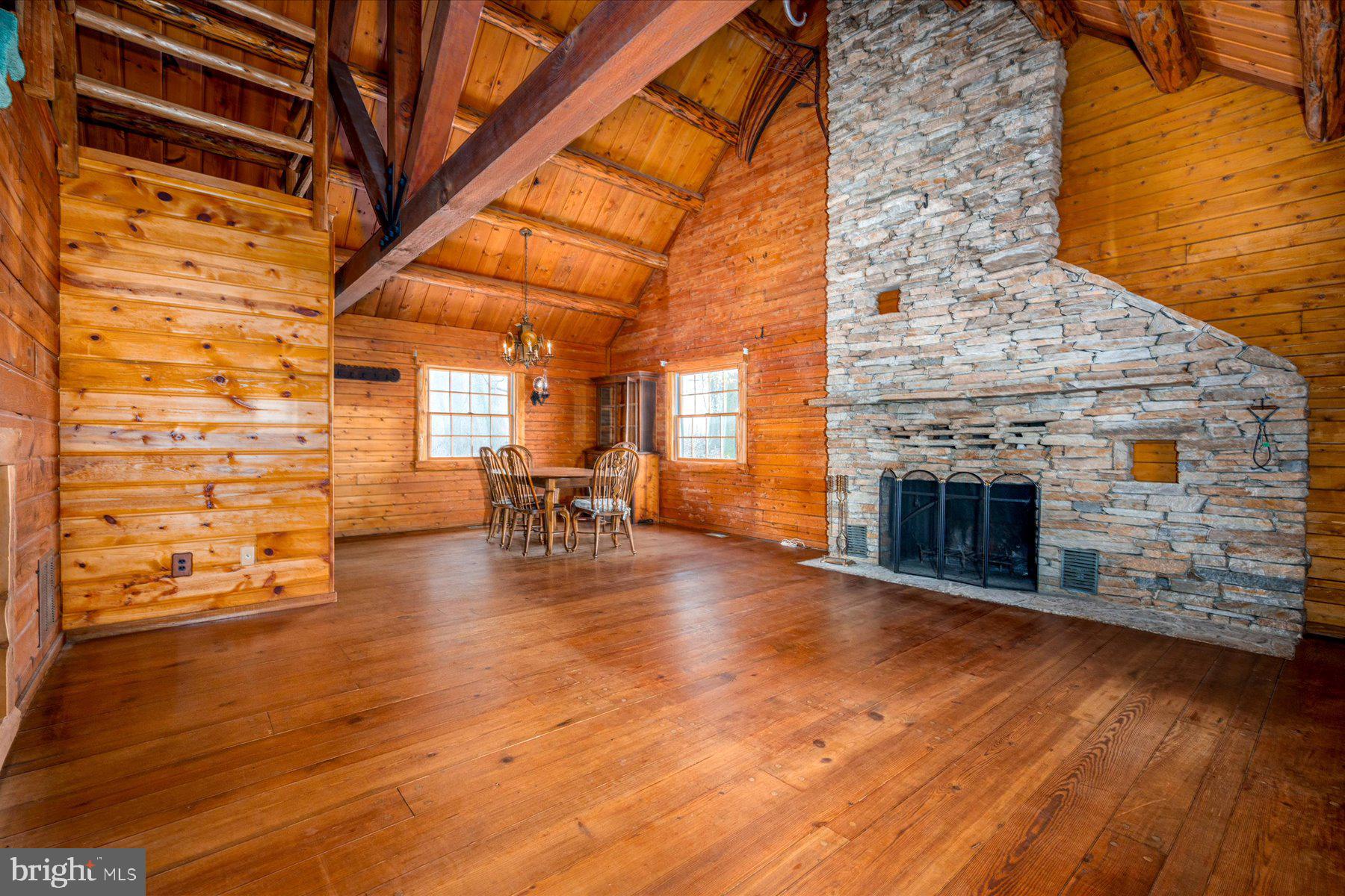 5742 BROOKS WOODS ROAD