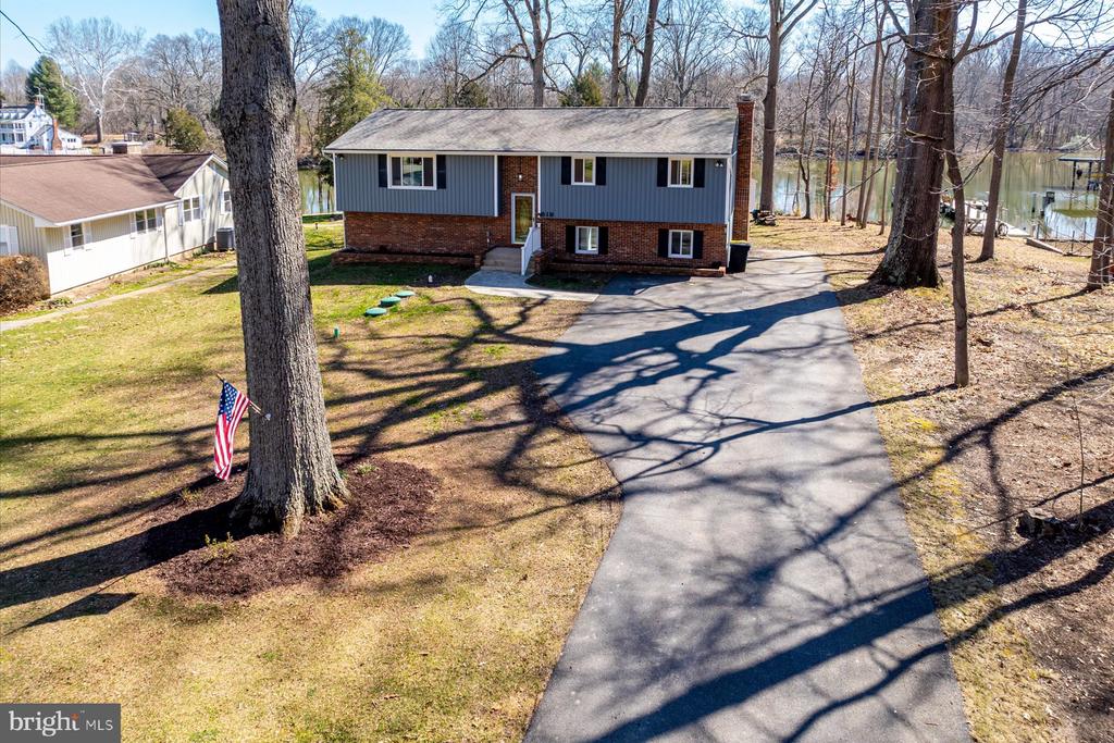 819 ELM DRIVE