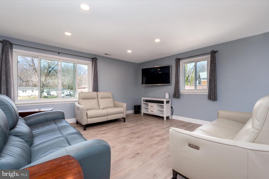819 ELM DRIVE