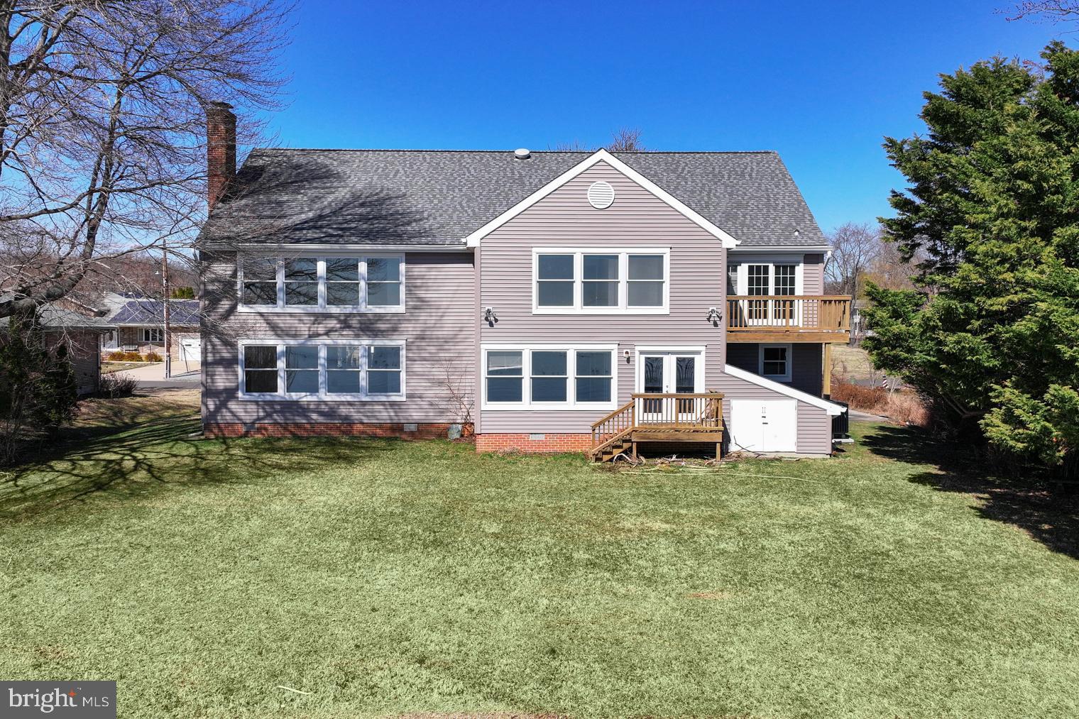 107 W BAY VIEW DRIVE