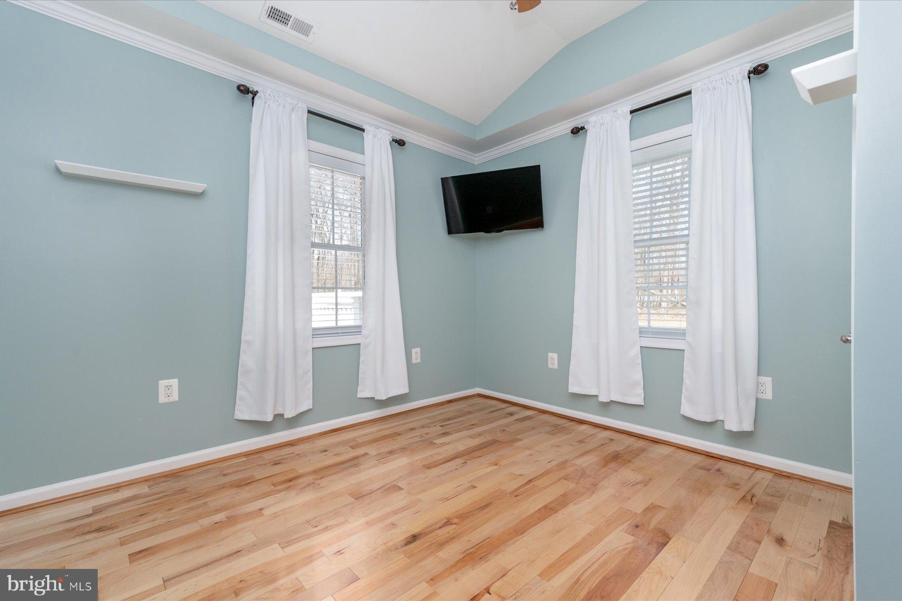 5646 DEALE CHURCHTON ROAD